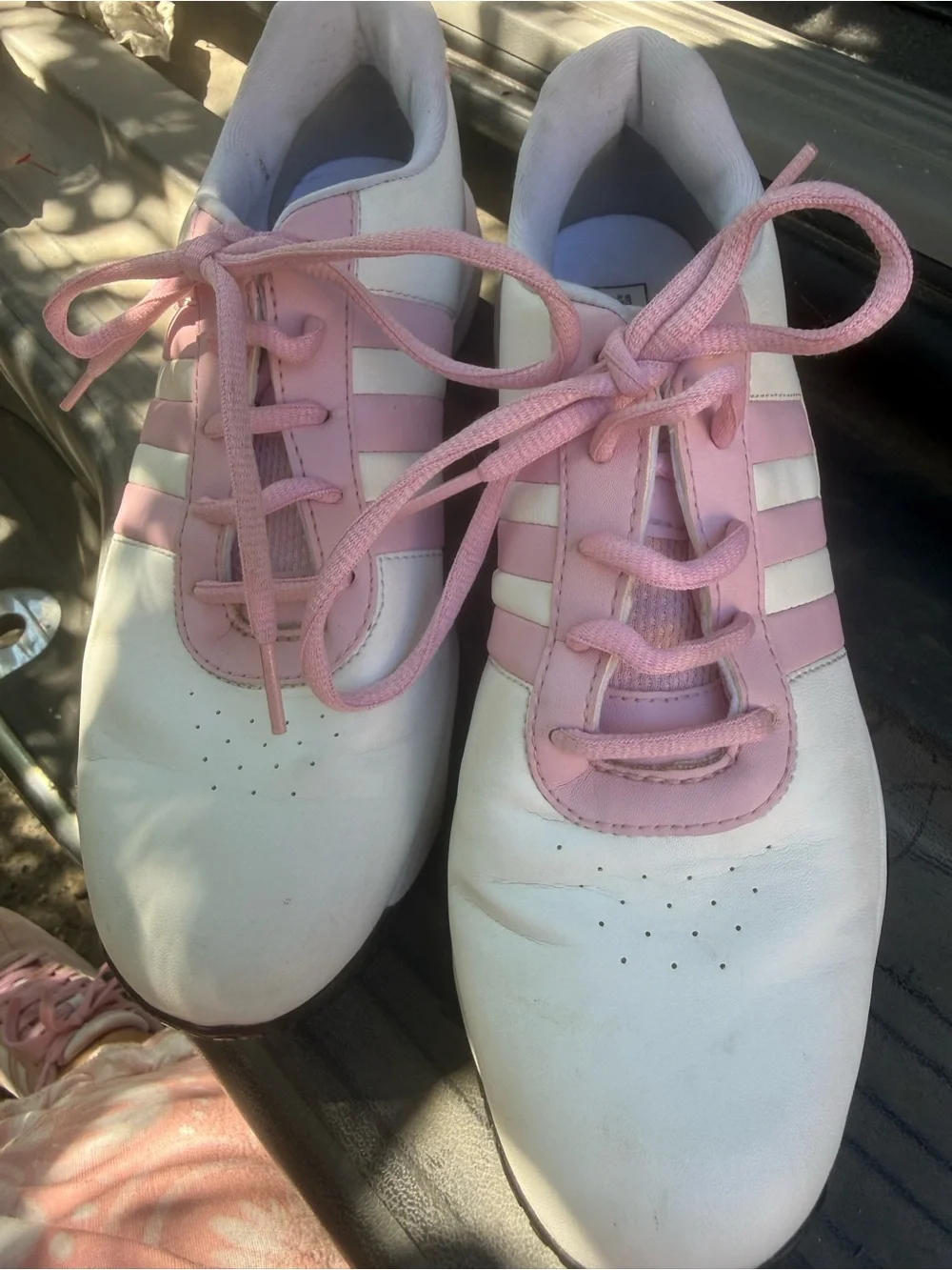 Vintage Adidas Women's Spiked Golf Shoes Pink 7.5 2007 Y2K $120 retail sports - Picture 2 of 9